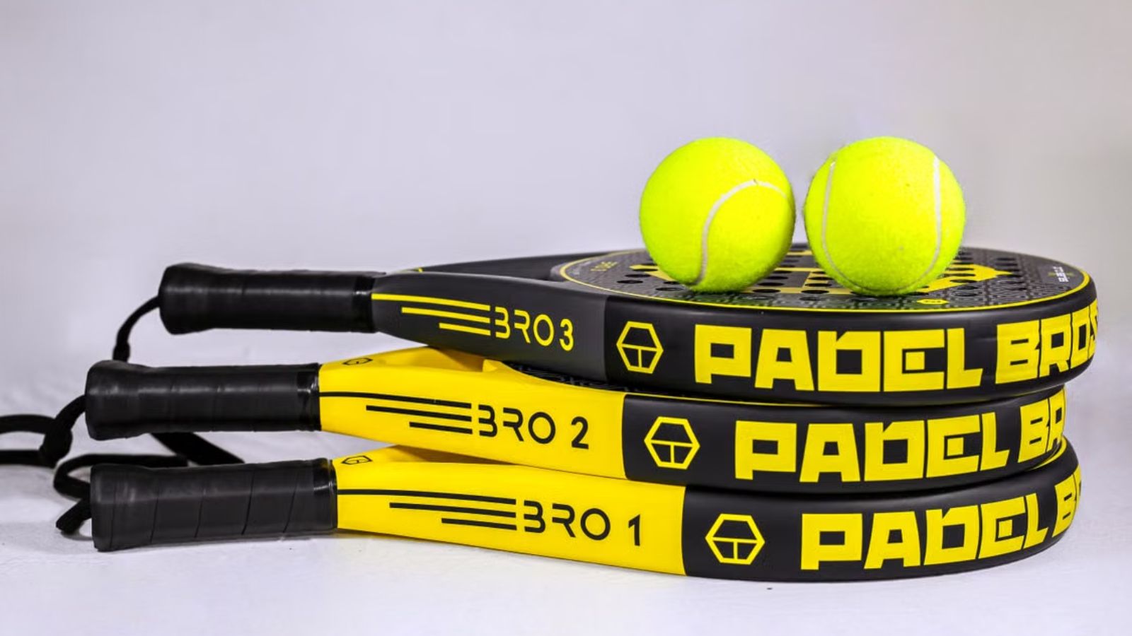 Padel vs. Tennis: Die 5 wichtigsten Unterschiede